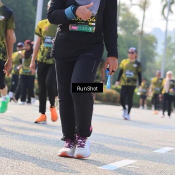Runner Photo 7011104