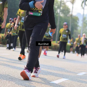Runner Photo 7011107
