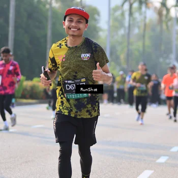 Runner Photo 7011140