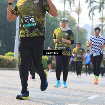 Runner Photo 7011146
