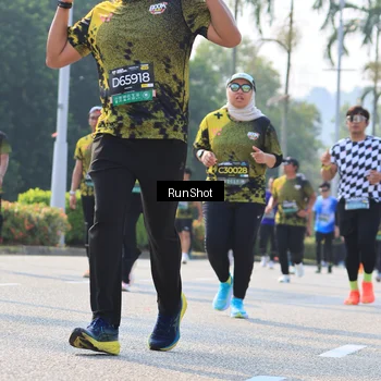 Runner Photo 7011150
