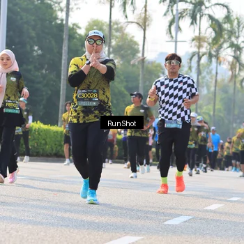 Runner Photo 7011151