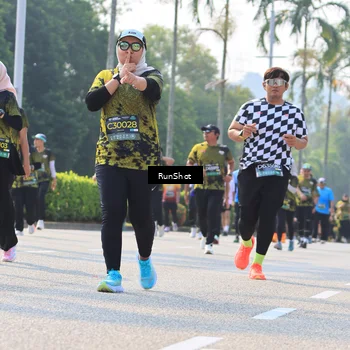 Runner Photo 7011158