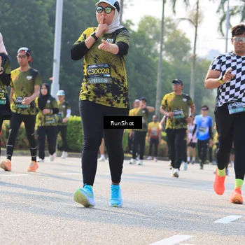 Runner Photo 7011159