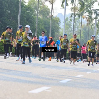 Runner Photo 7011181