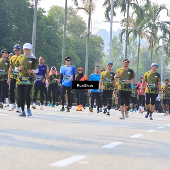 Runner Photo 7011189