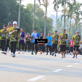 Runner Photo 7011190