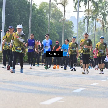 Runner Photo 7011194