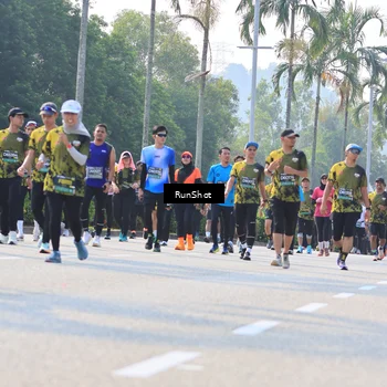 Runner Photo 7011195