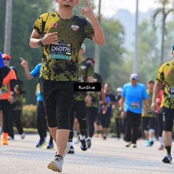 Runner Photo 7011210