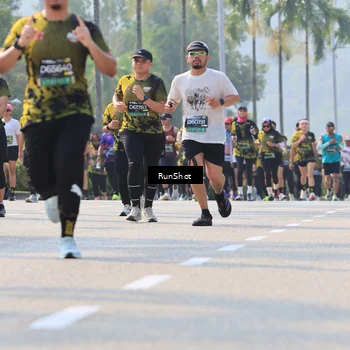 Runner Photo 7011224