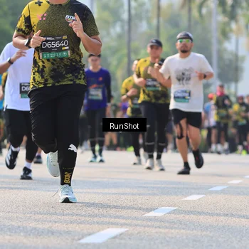 Runner Photo 7011238