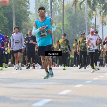 Runner Photo 7011306