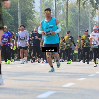 Runner Photo 7011307