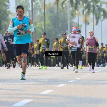 Runner Photo 7011308