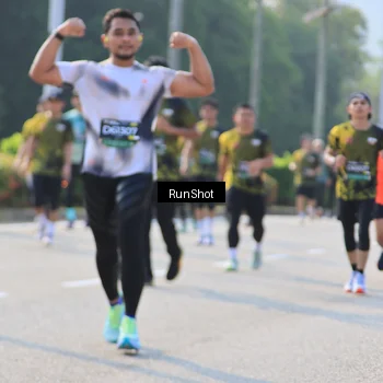 Runner Photo 7011312