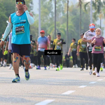 Runner Photo 7011313