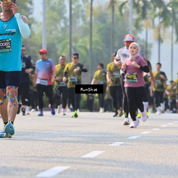 Runner Photo 7011319