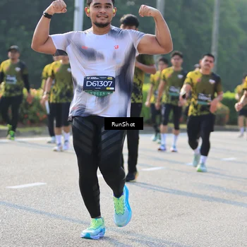 Runner Photo 7011324