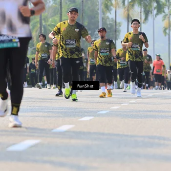 Runner Photo 7011337