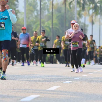 Runner Photo 7011338