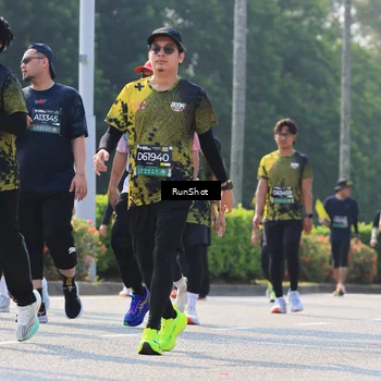 Runner Photo 7011344