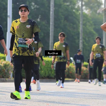 Runner Photo 7011347