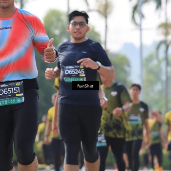 Runner Photo 7011400