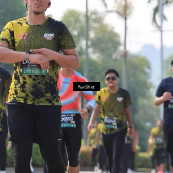 Runner Photo 7011403