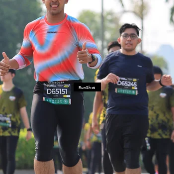 Runner Photo 7011413