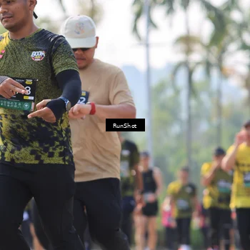 Runner Photo 7011430