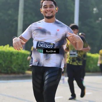 Runner Photo 7011436