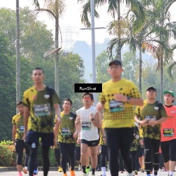 Runner Photo 7011441