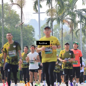 Runner Photo 7011447
