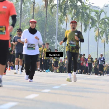Runner Photo 7011464
