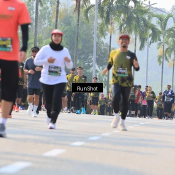Runner Photo 7011468