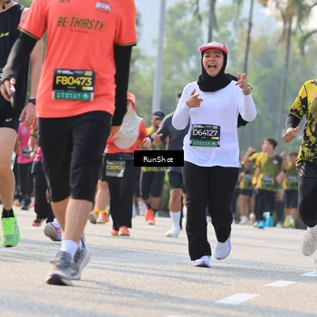 Runner Photo 7011476