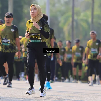 Runner Photo 7011532