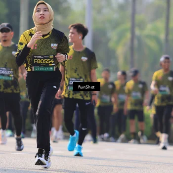 Runner Photo 7011533