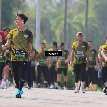 Runner Photo 7011542