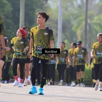 Runner Photo 7011545