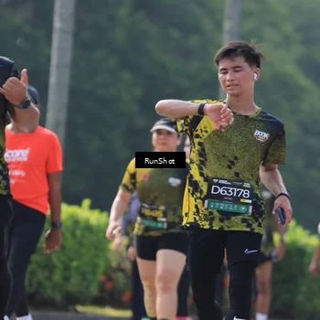 Runner Photo 7011574