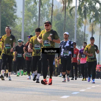 Runner Photo 7011588