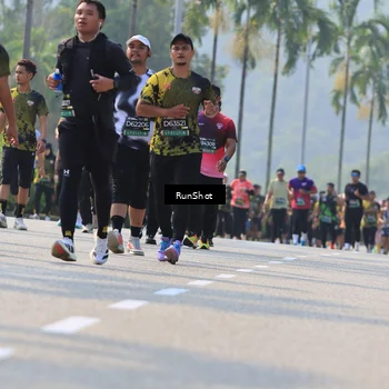 Runner Photo 7011601