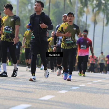 Runner Photo 7011602