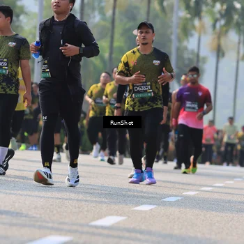 Runner Photo 7011603