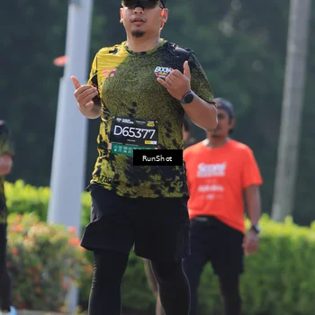 Runner Photo 7011606