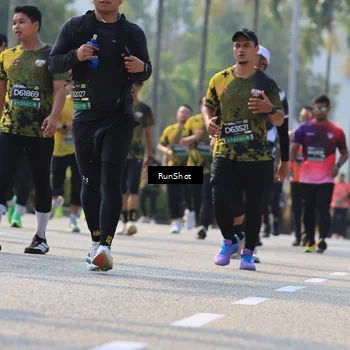 Runner Photo 7011609