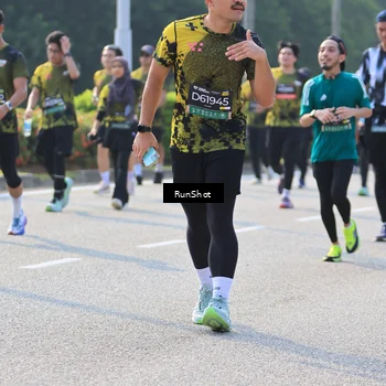 Runner Photo 7011610