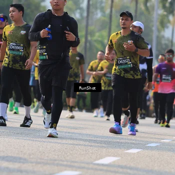 Runner Photo 7011612